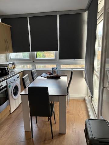 Apartment Shoreditch Hoxton Large 3 Bed Garden Flat Free Parking Aor Only London