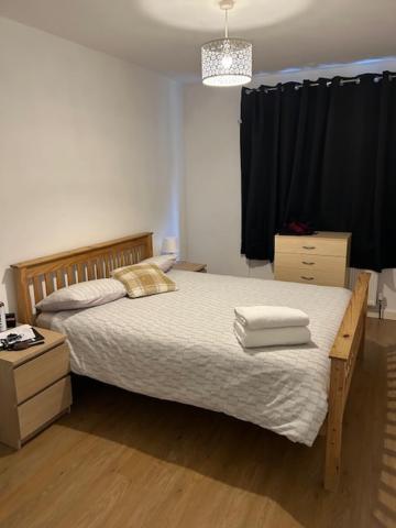 Shoreditch Hoxton Large 3 Bed Garden Flat Free Parking Aor Only